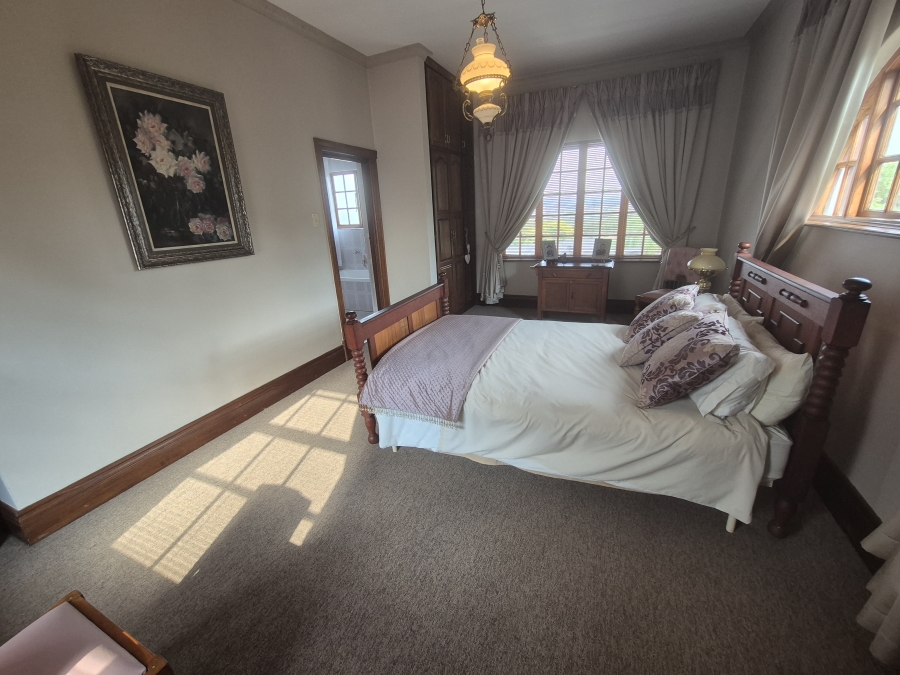 6 Bedroom Property for Sale in Eldoraigne Gauteng