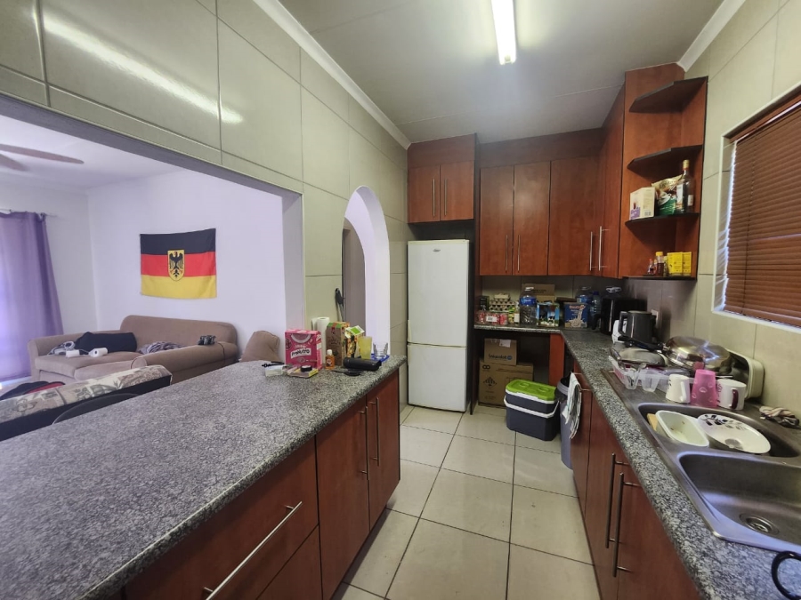 To Let 1 Bedroom Property for Rent in Lambton Gauteng