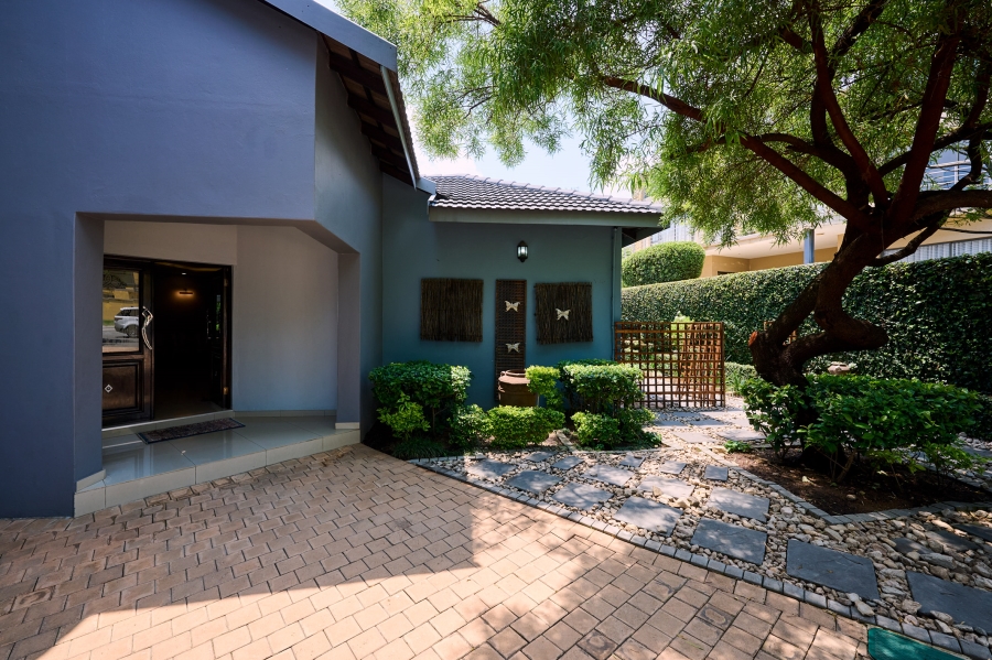 4 Bedroom Property for Sale in Carlswald North Estate Gauteng