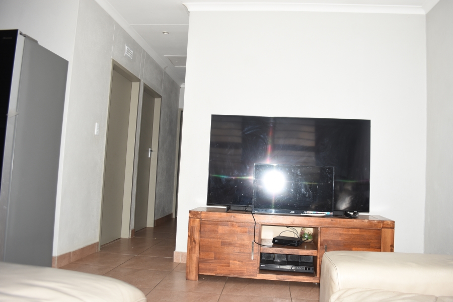 3 Bedroom Property for Sale in Andeon Gauteng