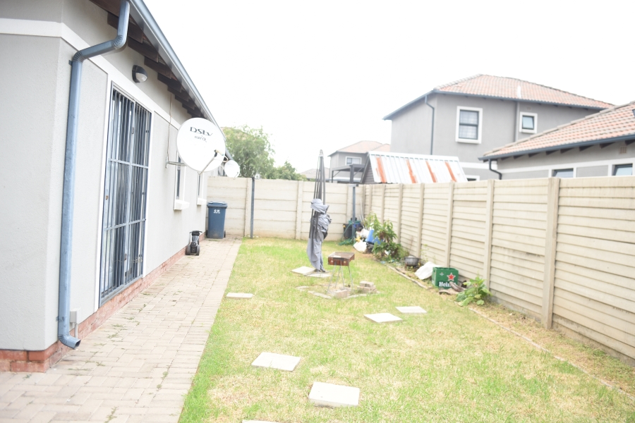 3 Bedroom Property for Sale in Andeon Gauteng