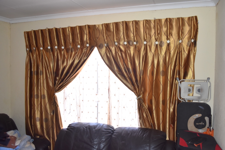 5 Bedroom Property for Sale in Soshanguve XX Gauteng