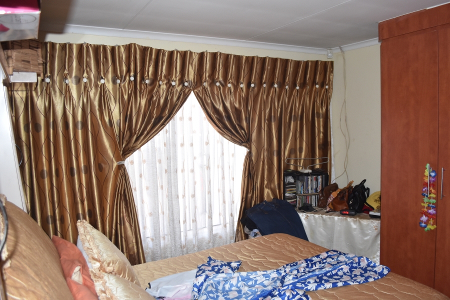 5 Bedroom Property for Sale in Soshanguve XX Gauteng