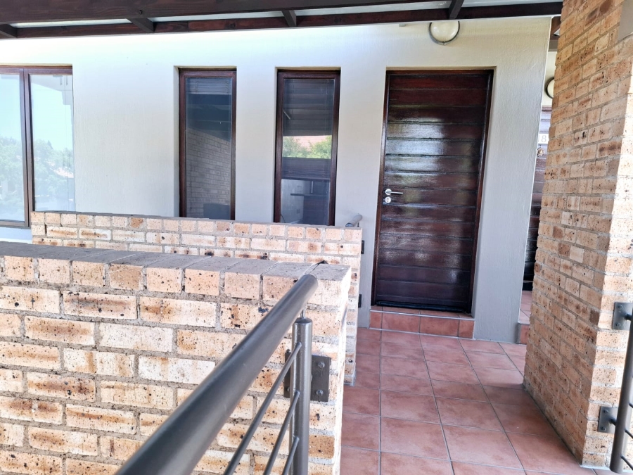 2 Bedroom Property for Sale in Carlswald North Estate Gauteng