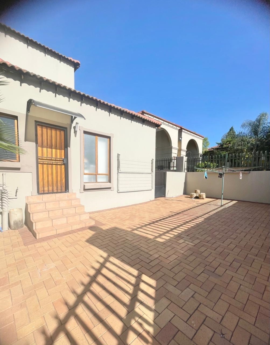 4 Bedroom Property for Sale in Ruimsig A H Gauteng