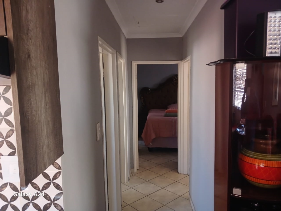 3 Bedroom Property for Sale in Dawn Park Gauteng