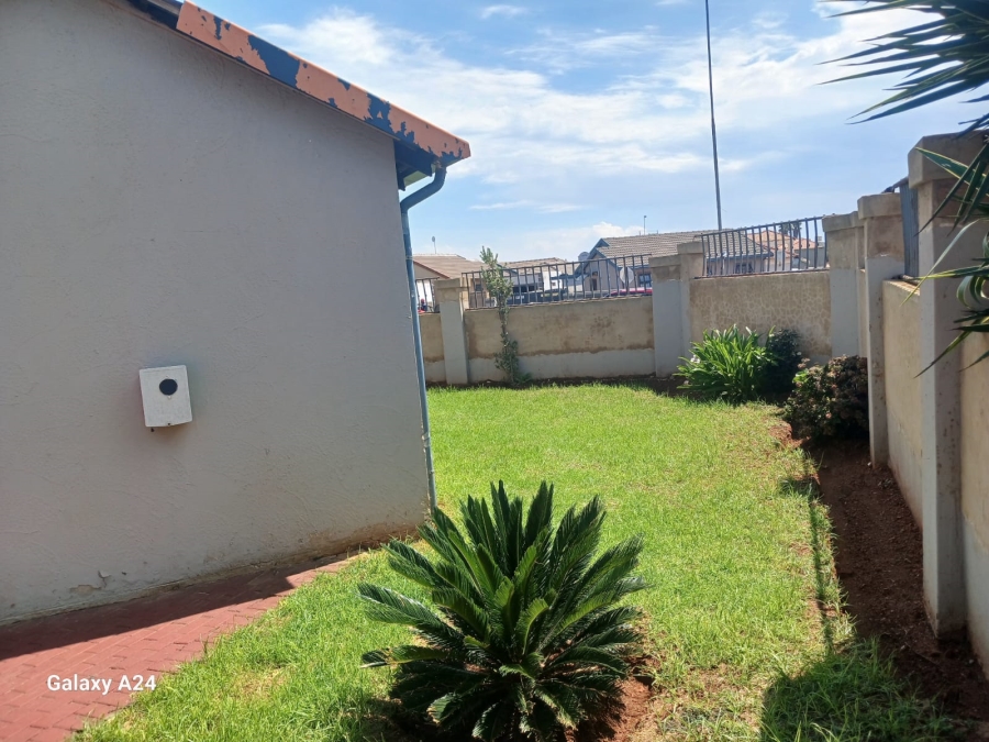 3 Bedroom Property for Sale in Dawn Park Gauteng