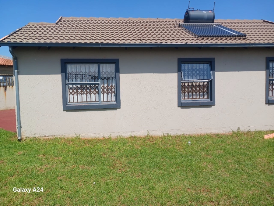 3 Bedroom Property for Sale in Dawn Park Gauteng