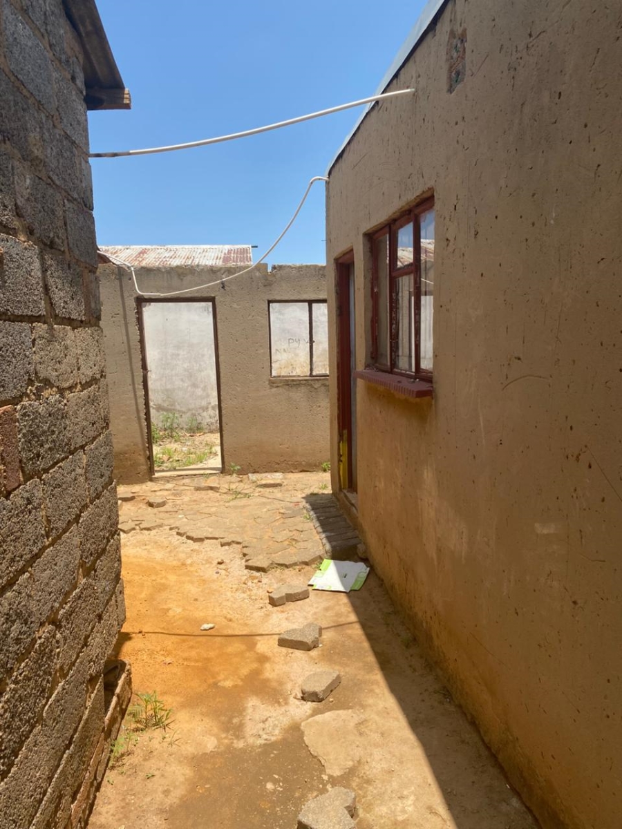 2 Bedroom Property for Sale in Siluma View Gauteng