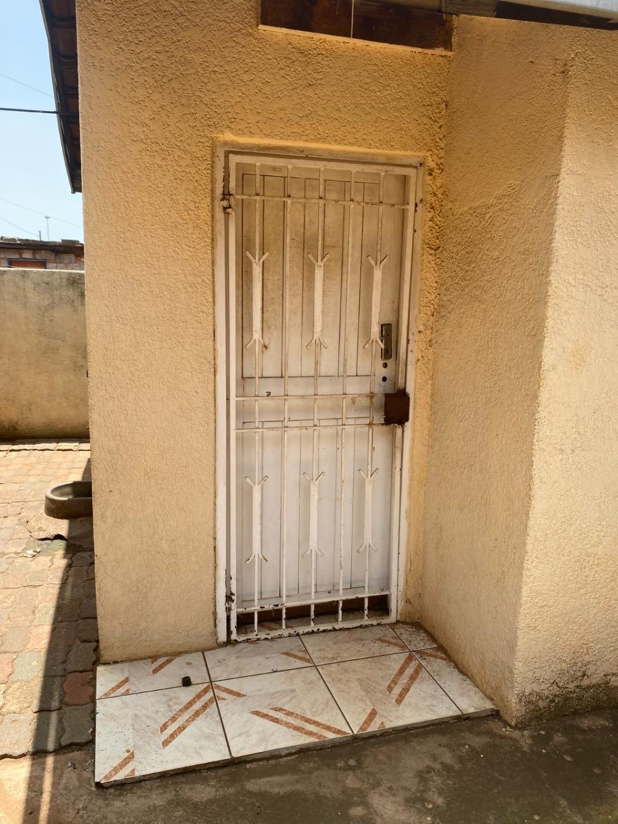 2 Bedroom Property for Sale in Credi Gauteng