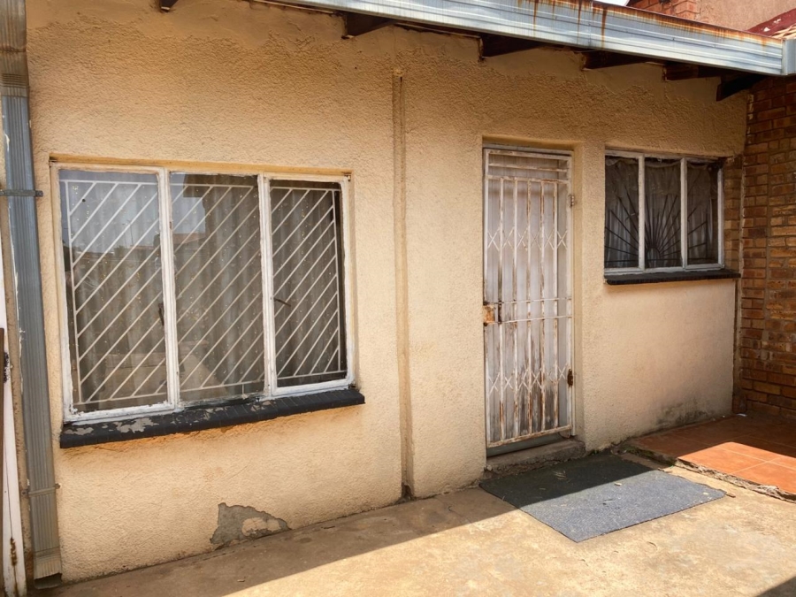 2 Bedroom Property for Sale in Credi Gauteng