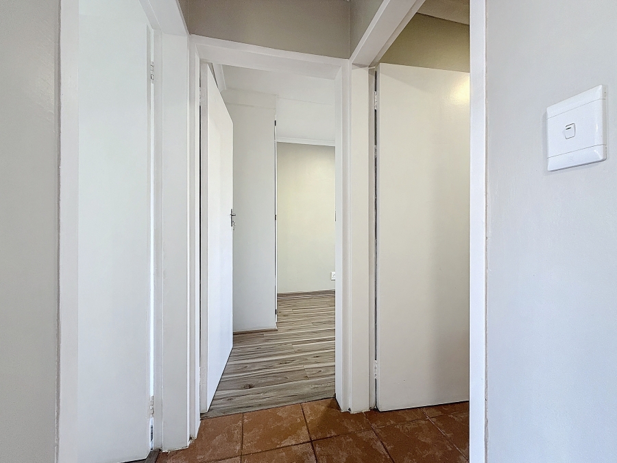 2 Bedroom Property for Sale in Meyerspark Gauteng