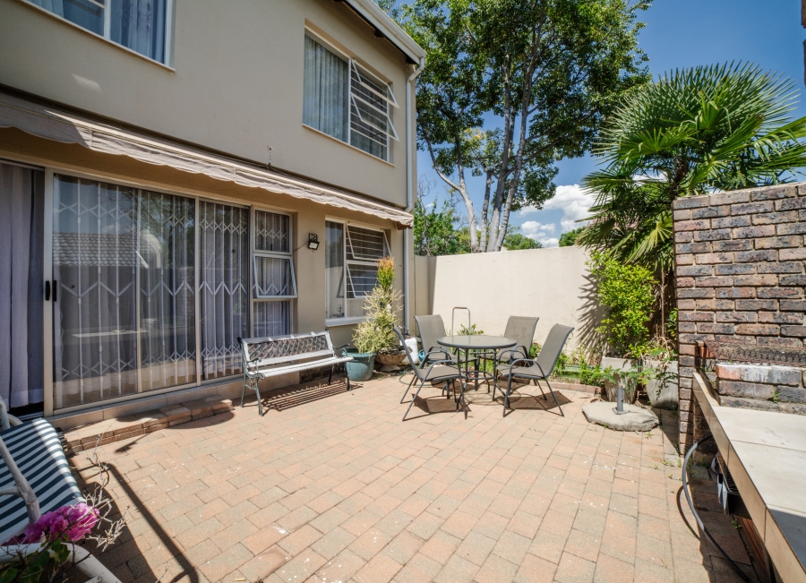 3 Bedroom Property for Sale in Fourways Gardens Gauteng