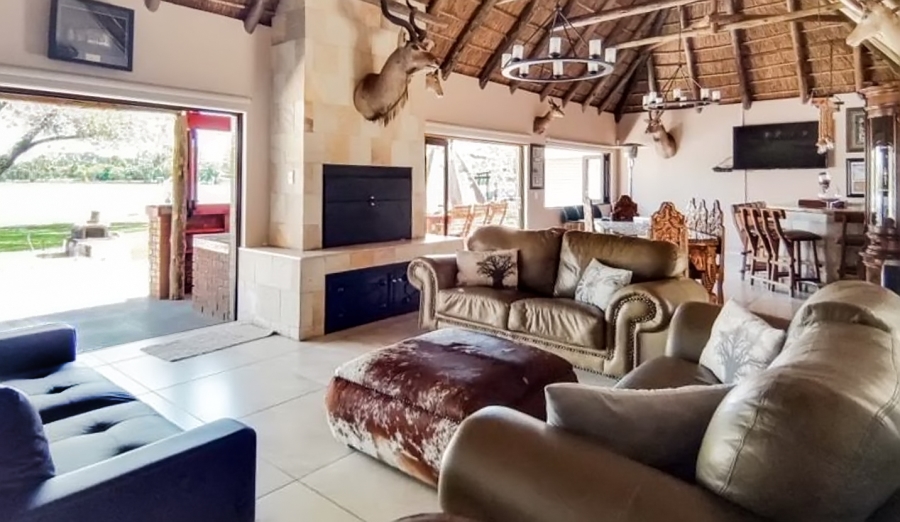 11 Bedroom Property for Sale in Windsor On Vaal Gauteng