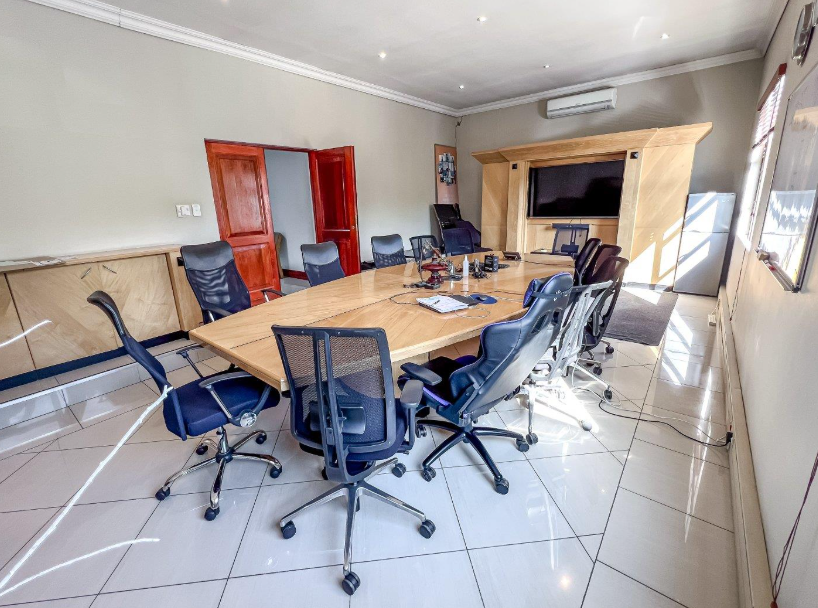 Commercial Property for Sale in Oakdene Gauteng