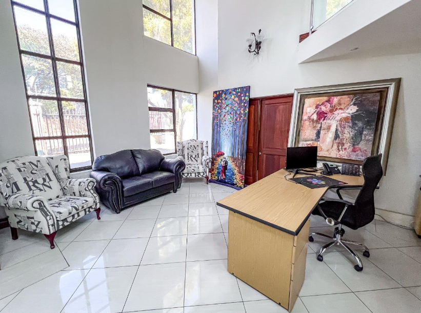 Commercial Property for Sale in Oakdene Gauteng