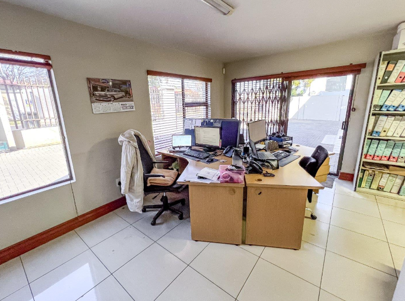 Commercial Property for Sale in Oakdene Gauteng