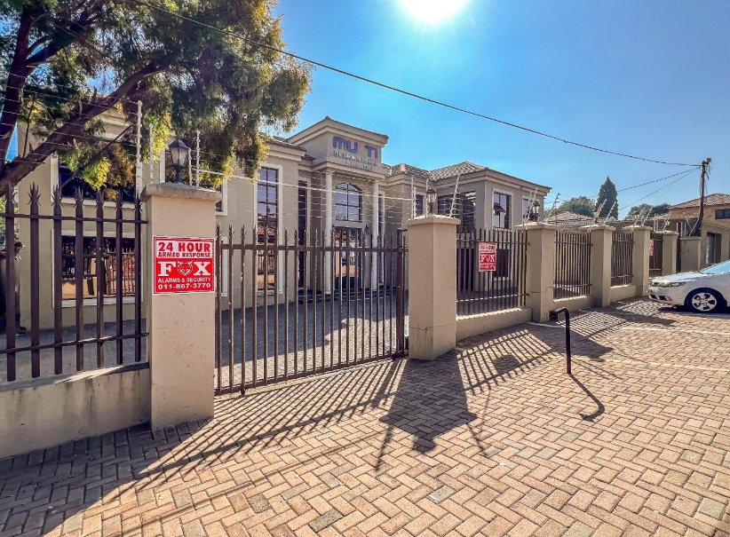 Commercial Property for Sale in Oakdene Gauteng