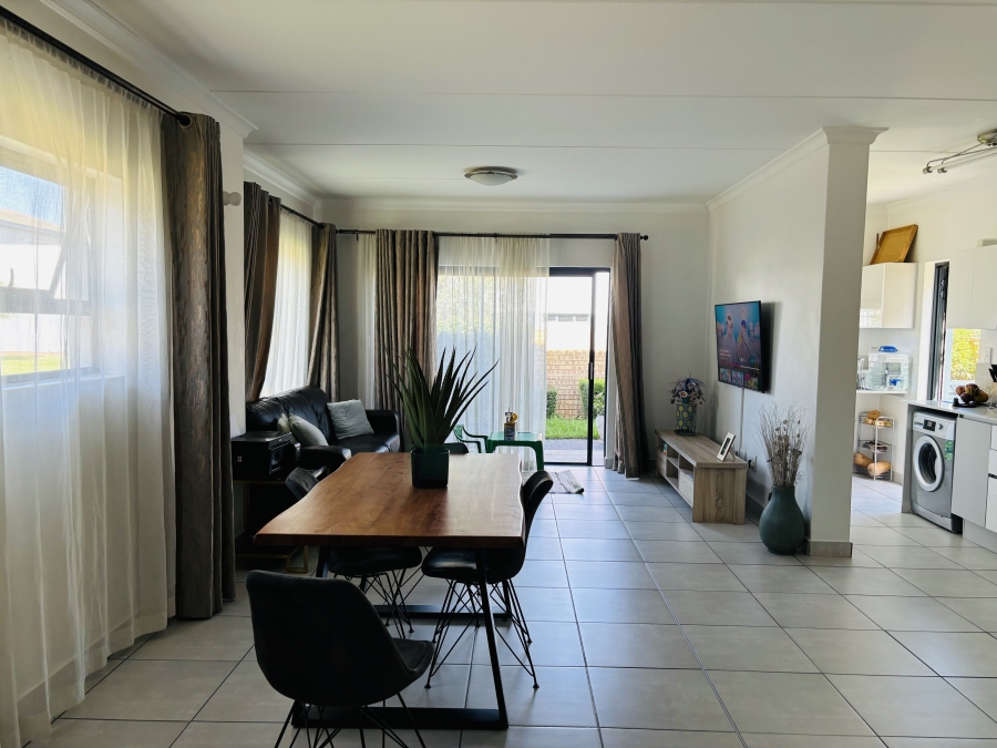 3 Bedroom Property for Sale in Thatchfield Ridge Gauteng