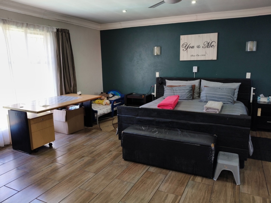 3 Bedroom Property for Sale in Bonaero Park Gauteng