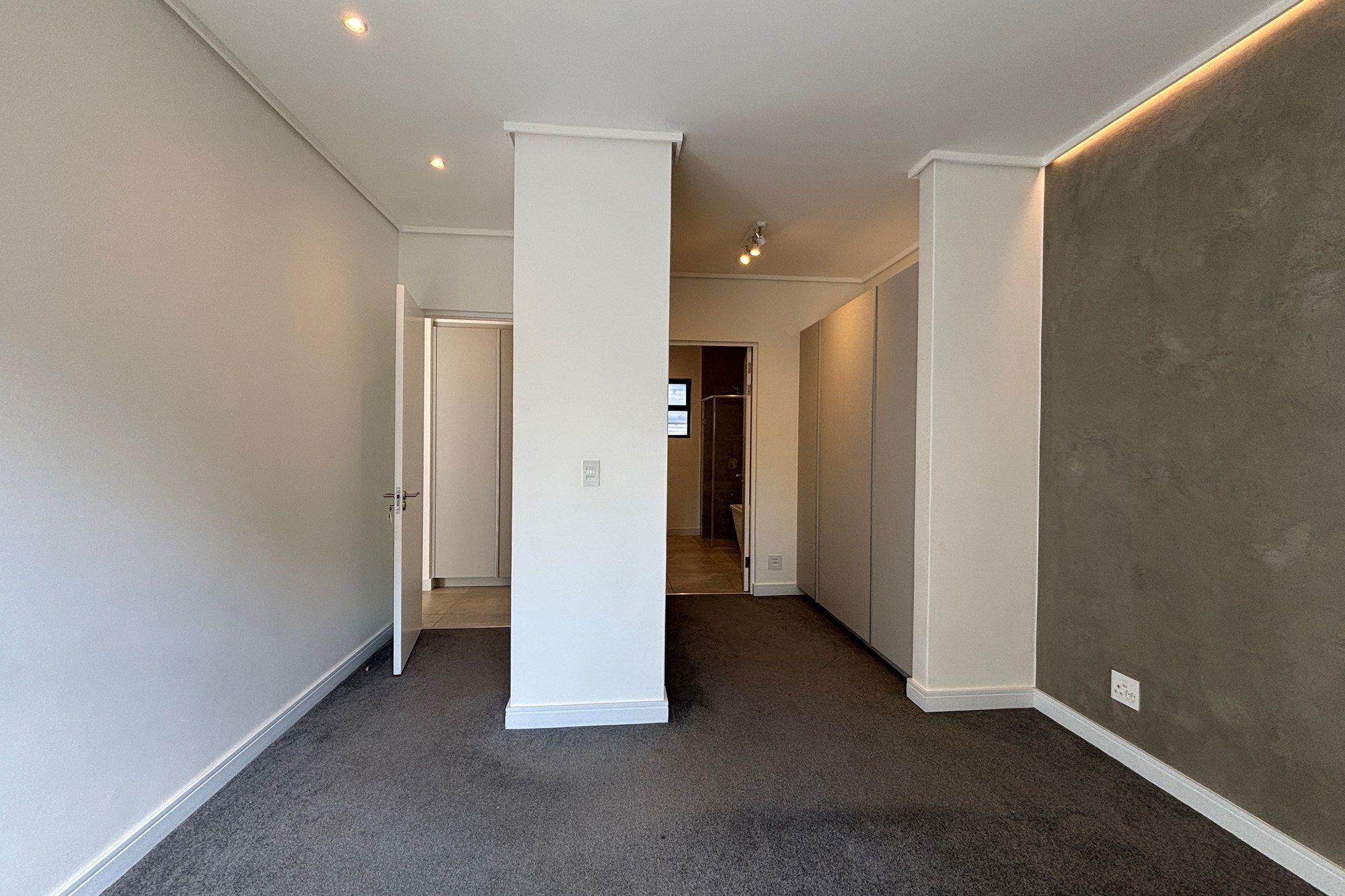 To Let 2 Bedroom Property for Rent in Bryanston Gauteng