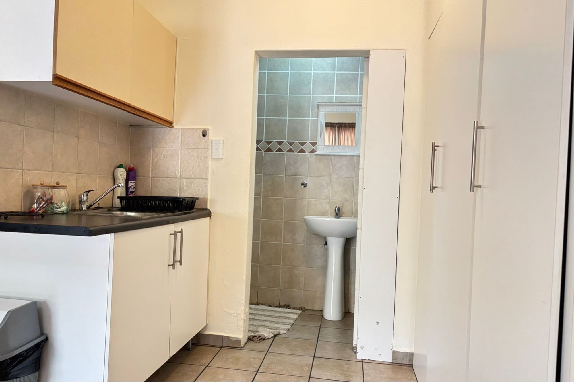 To Let 1 Bedroom Property for Rent in Witfield Gauteng