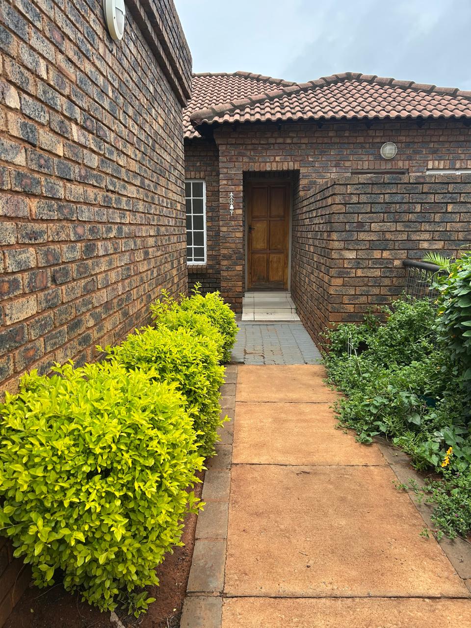 To Let 3 Bedroom Property for Rent in Theresa Park Gauteng