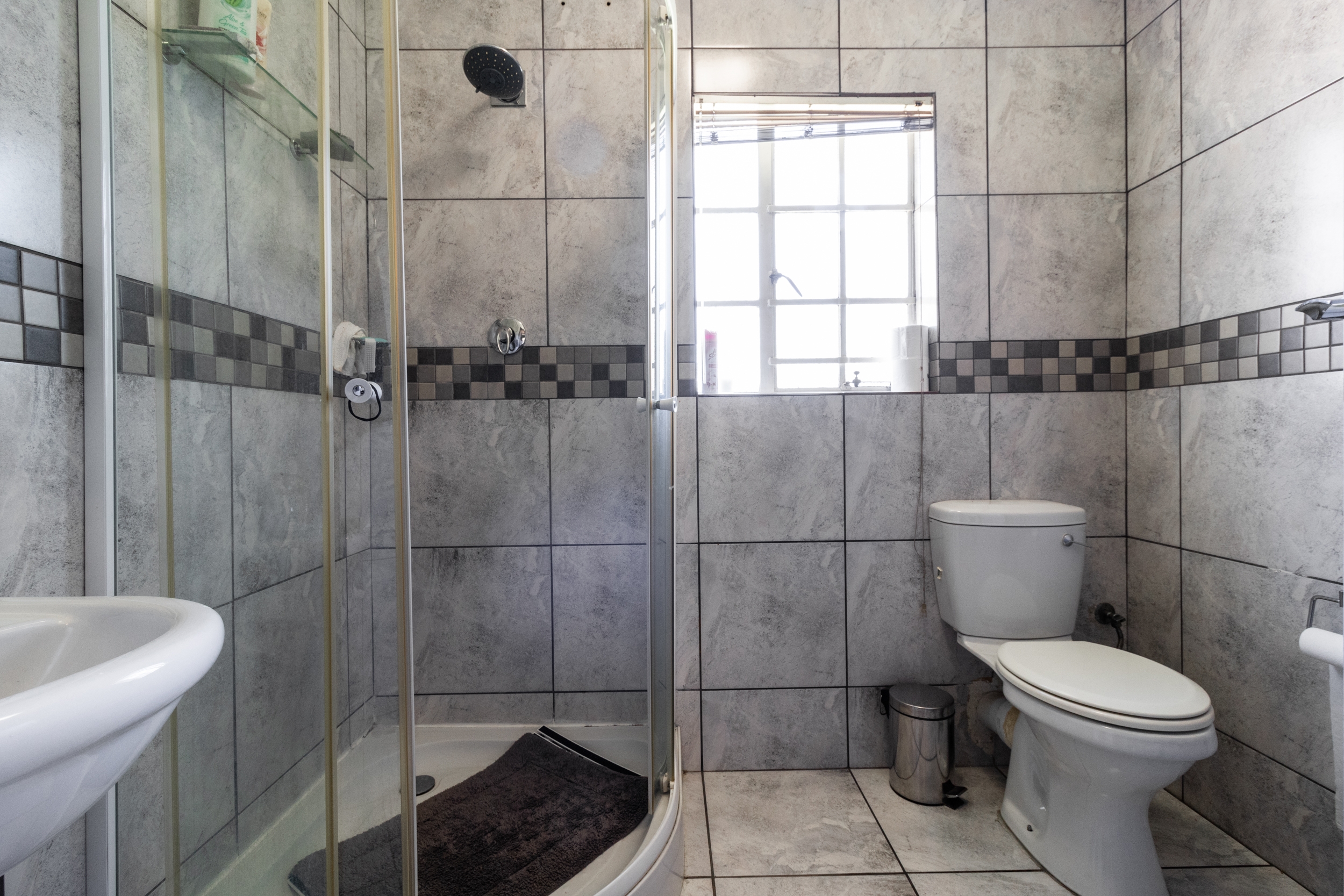 4 Bedroom Property for Sale in Brackendowns Gauteng