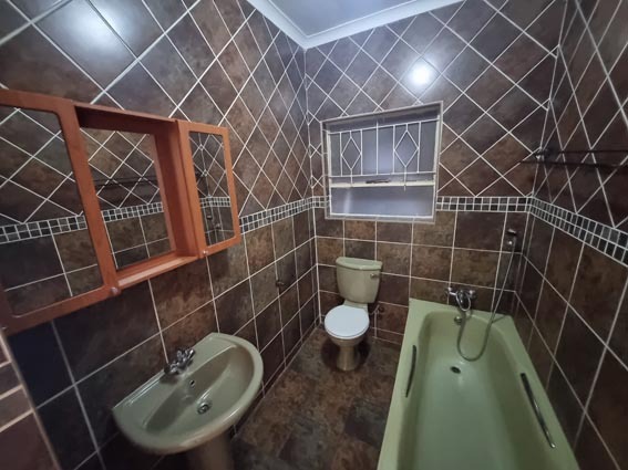 2 Bedroom Property for Sale in New Redruth Gauteng