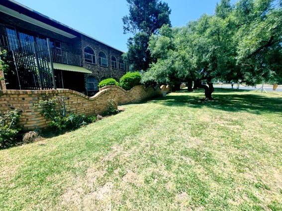 2 Bedroom Property for Sale in New Redruth Gauteng