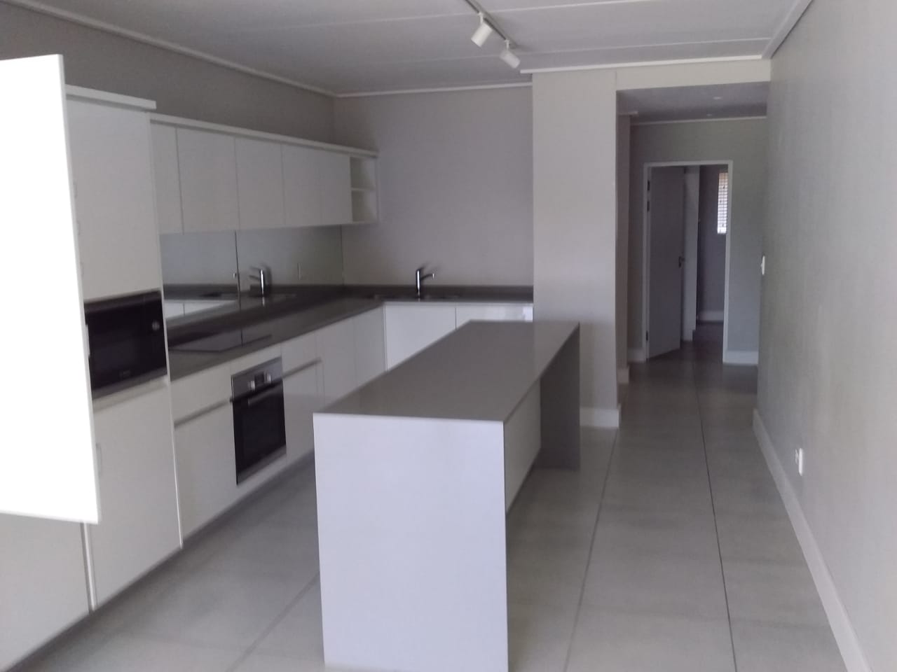 To Let 3 Bedroom Property for Rent in Eye of Africa Gauteng