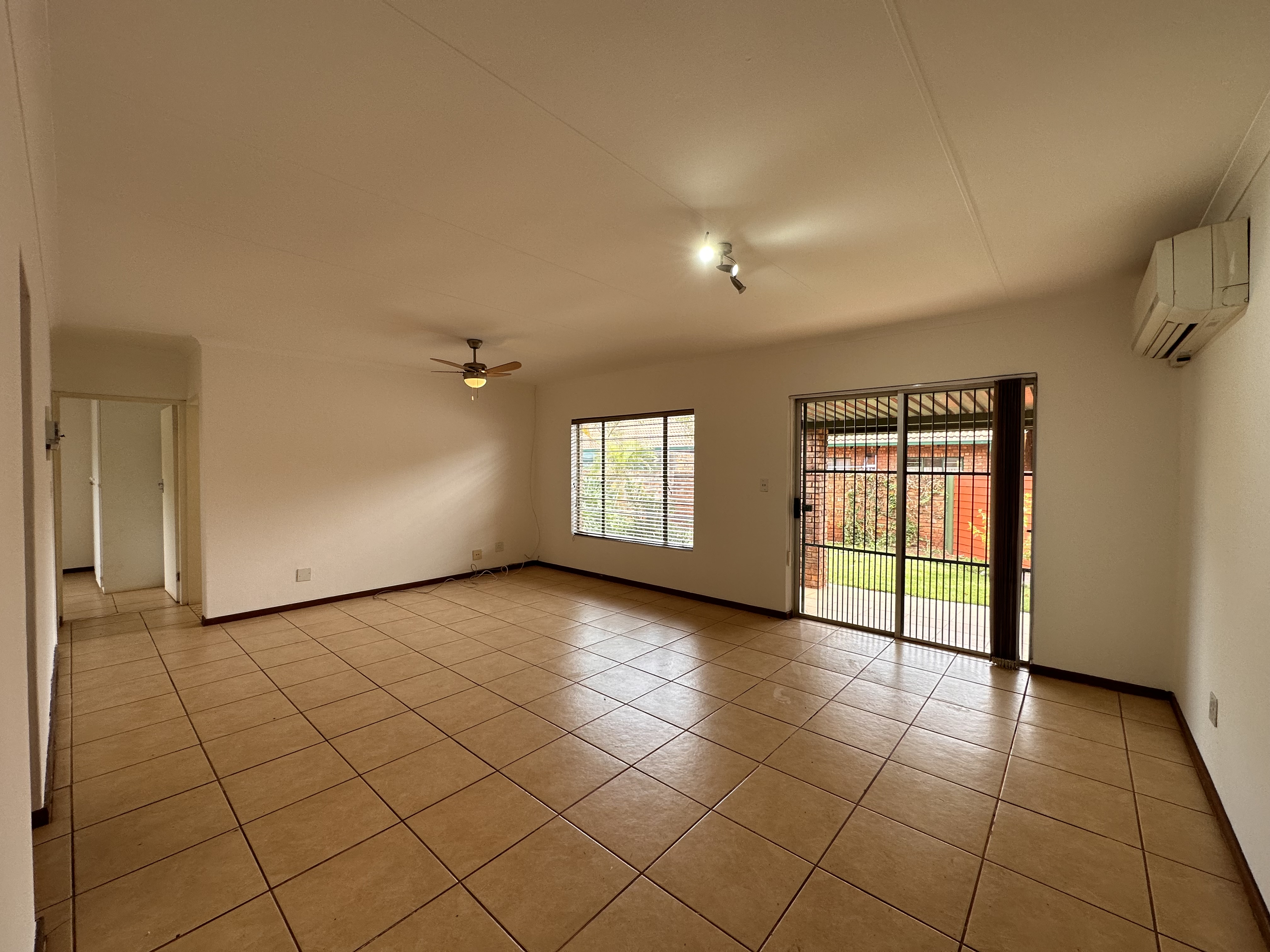 2 Bedroom Property for Sale in Annlin Gauteng