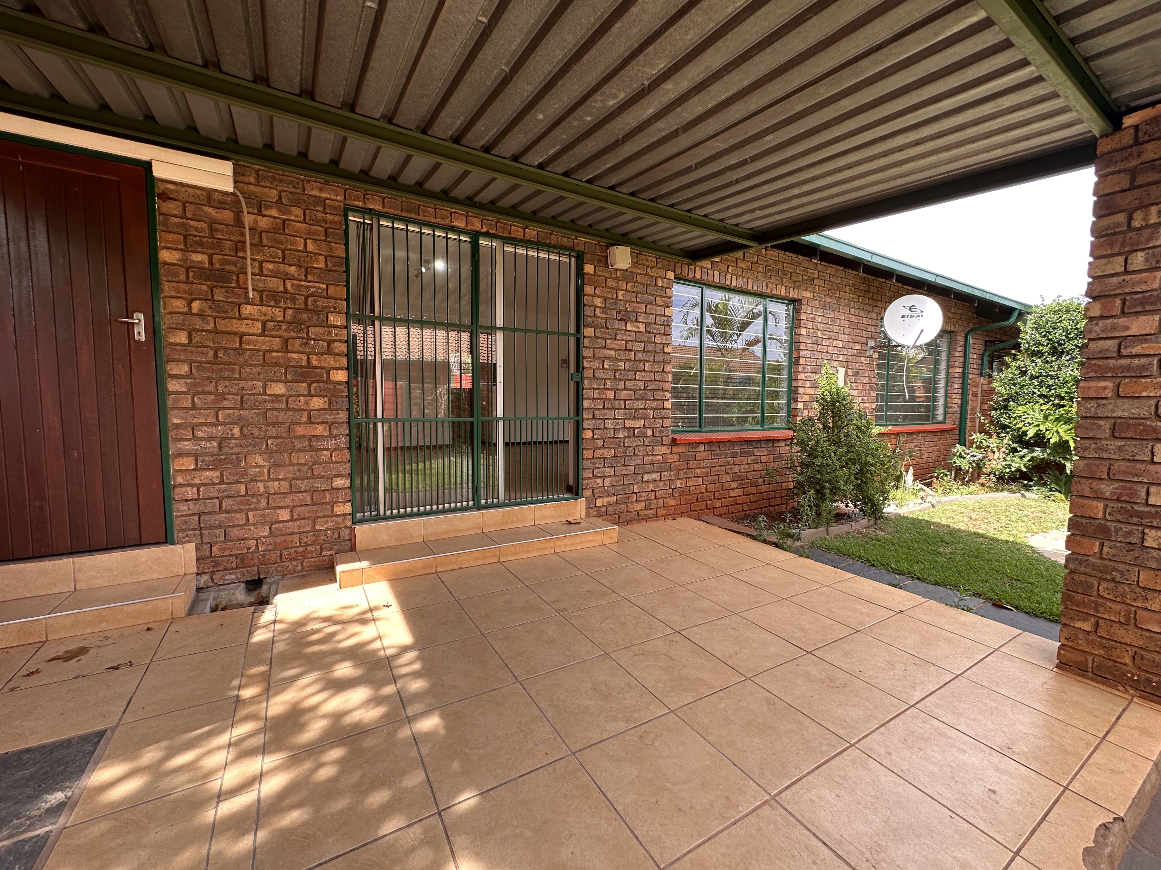 2 Bedroom Property for Sale in Annlin Gauteng