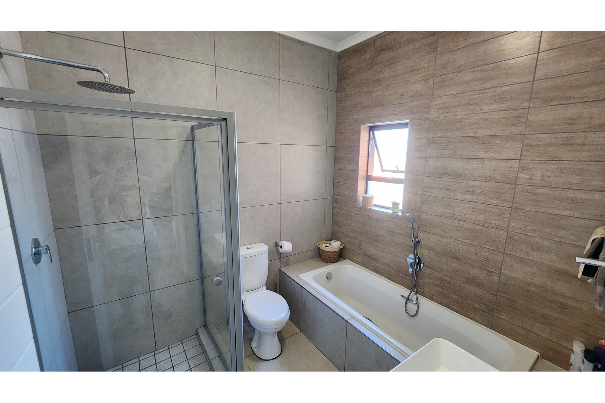 2 Bedroom Property for Sale in Hereford Estate Gauteng