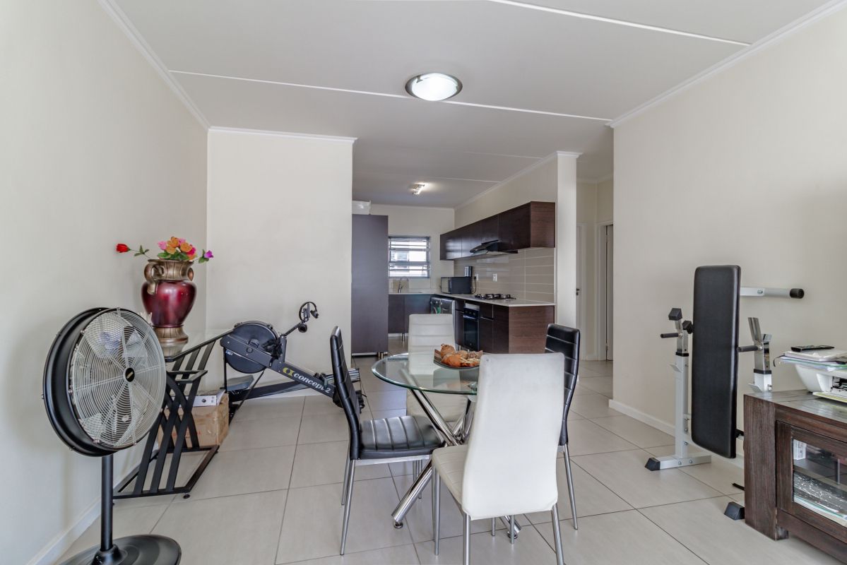 2 Bedroom Property for Sale in Greenstone Hill Gauteng