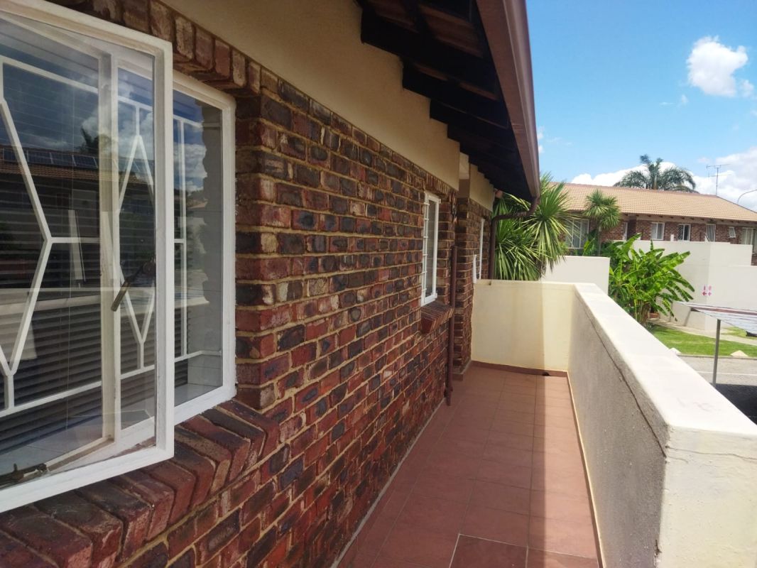 2 Bedroom Property for Sale in Eden Glen Gauteng