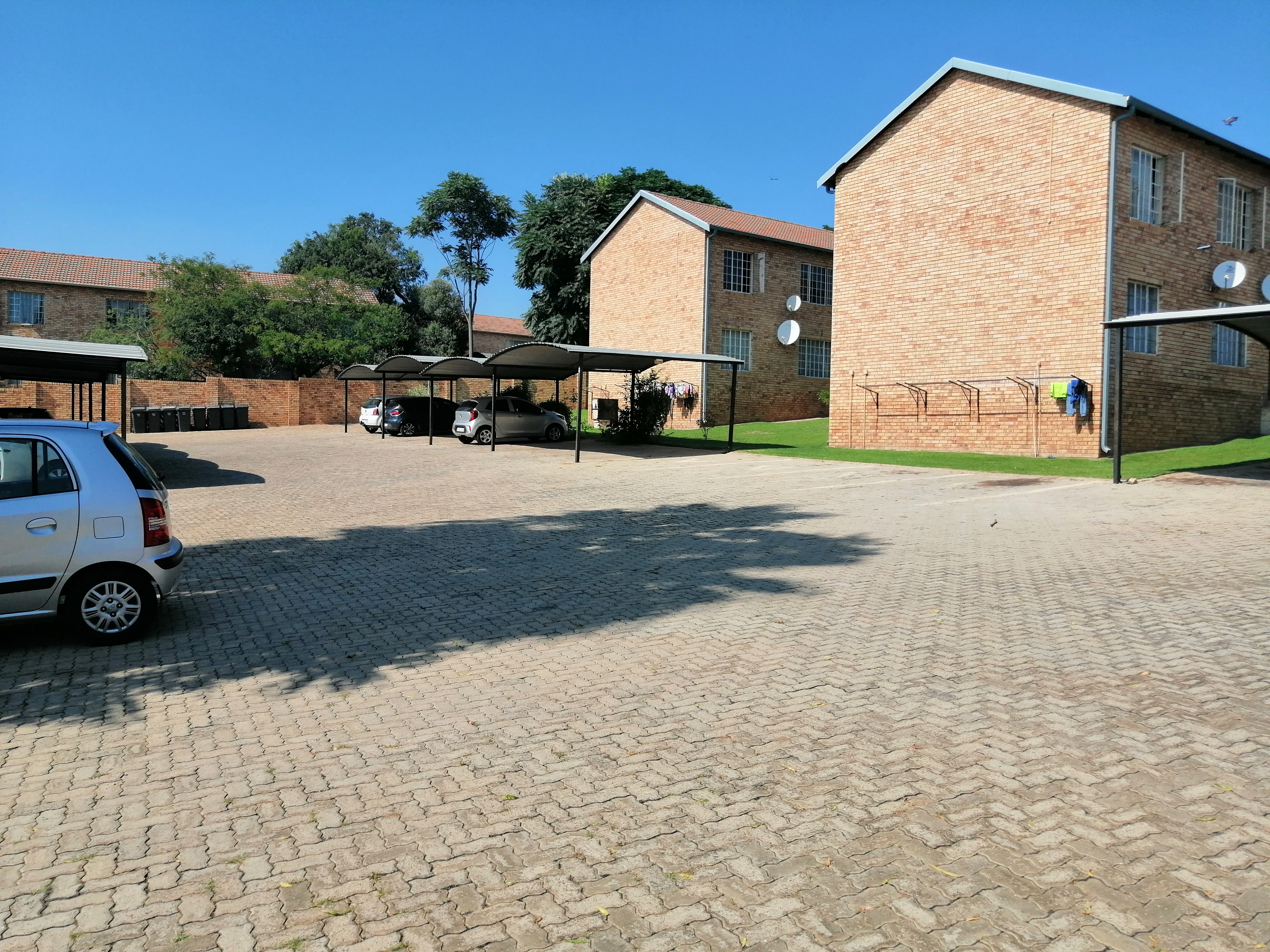 2 Bedroom Property for Sale in Northgate Gauteng