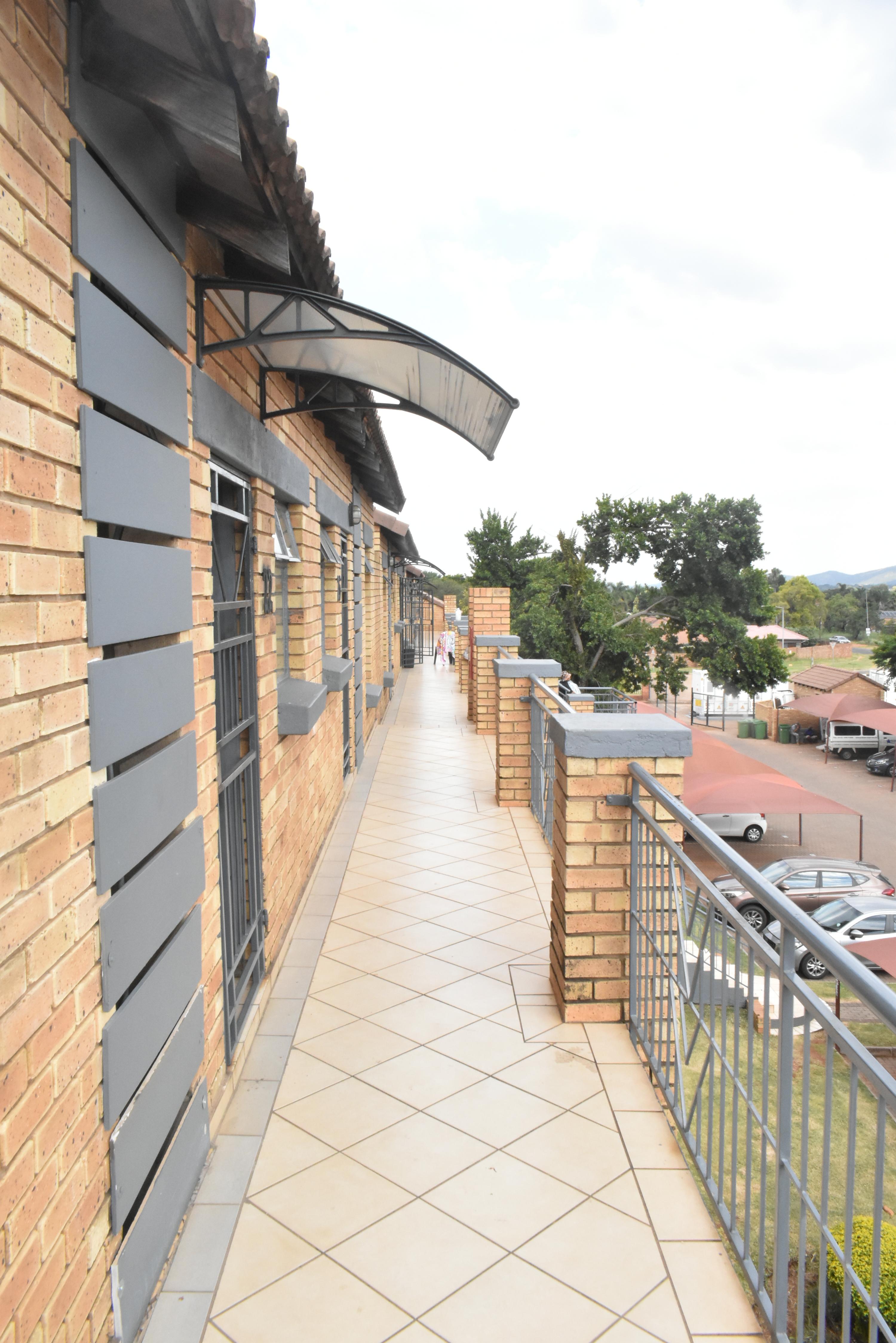 2 Bedroom Property for Sale in Wonderpark Estate Gauteng