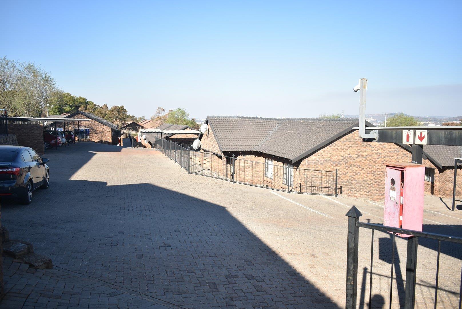 2 Bedroom Property for Sale in Philip Nel Park Gauteng