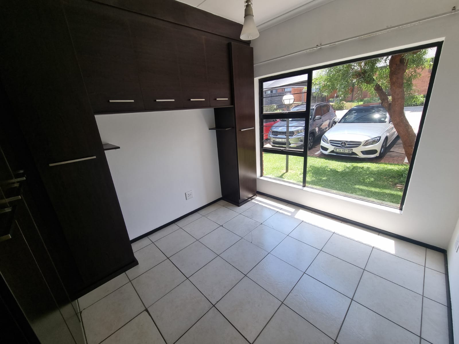 3 Bedroom Property for Sale in Oakdene Gauteng