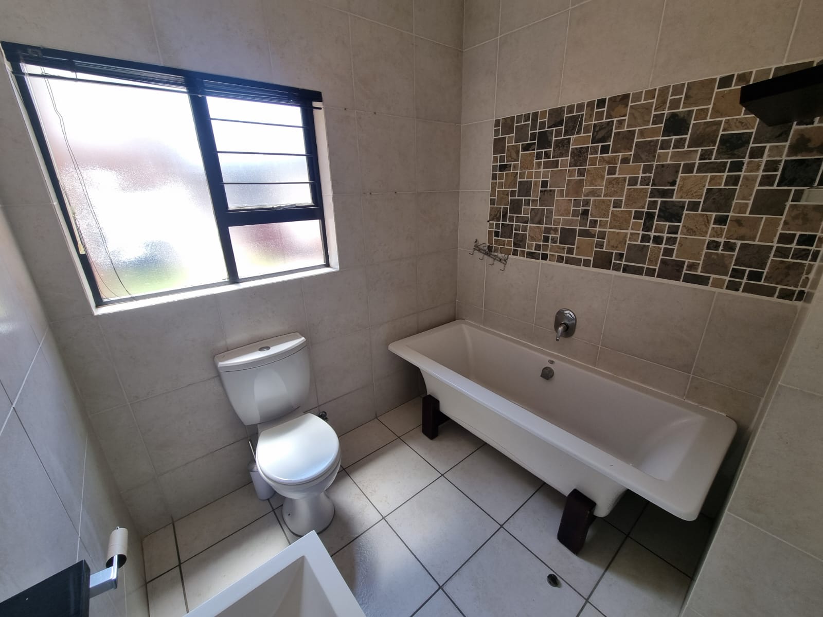 3 Bedroom Property for Sale in Oakdene Gauteng