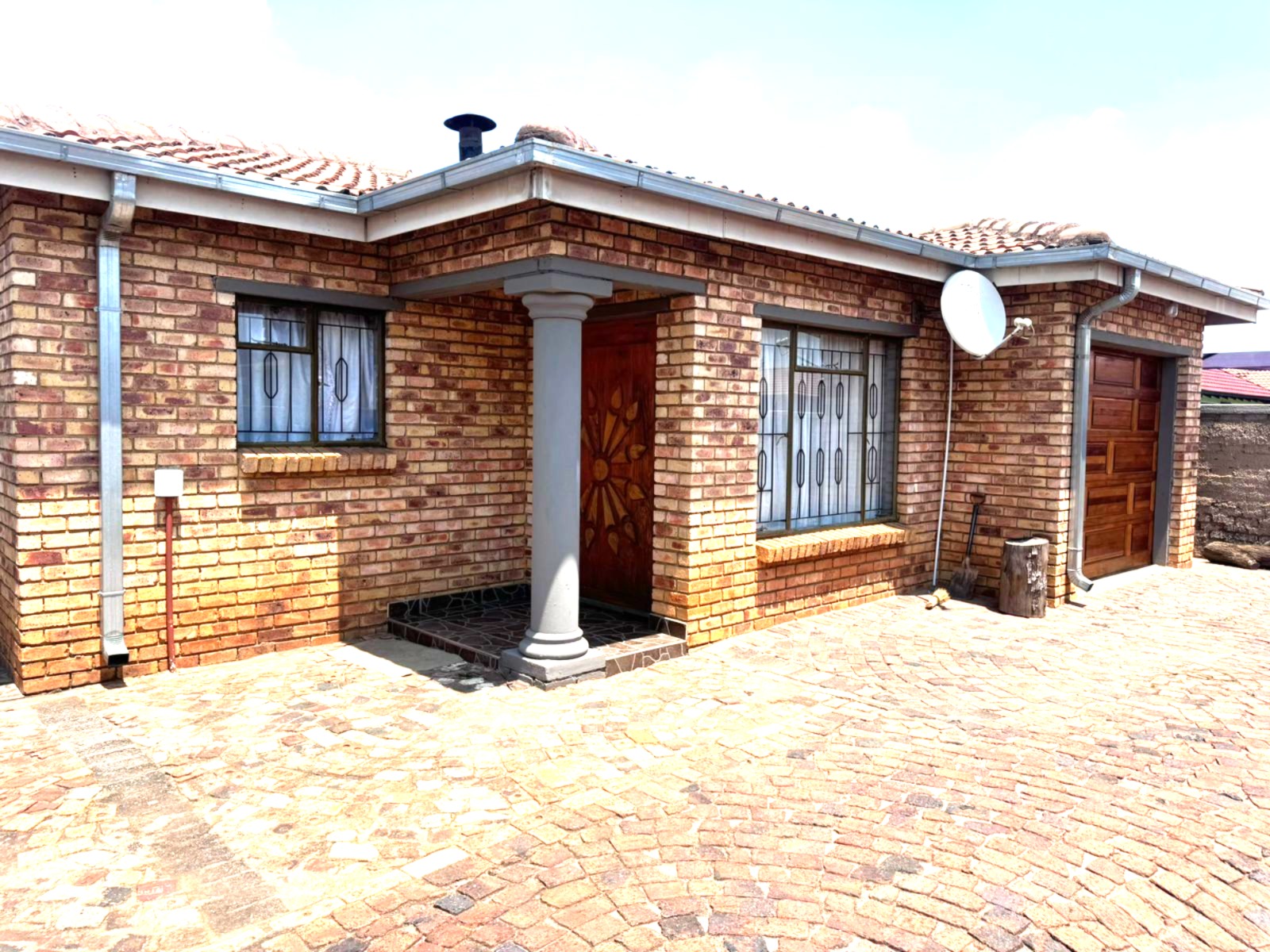 3 Bedroom Property for Sale in Etwatwa Gauteng