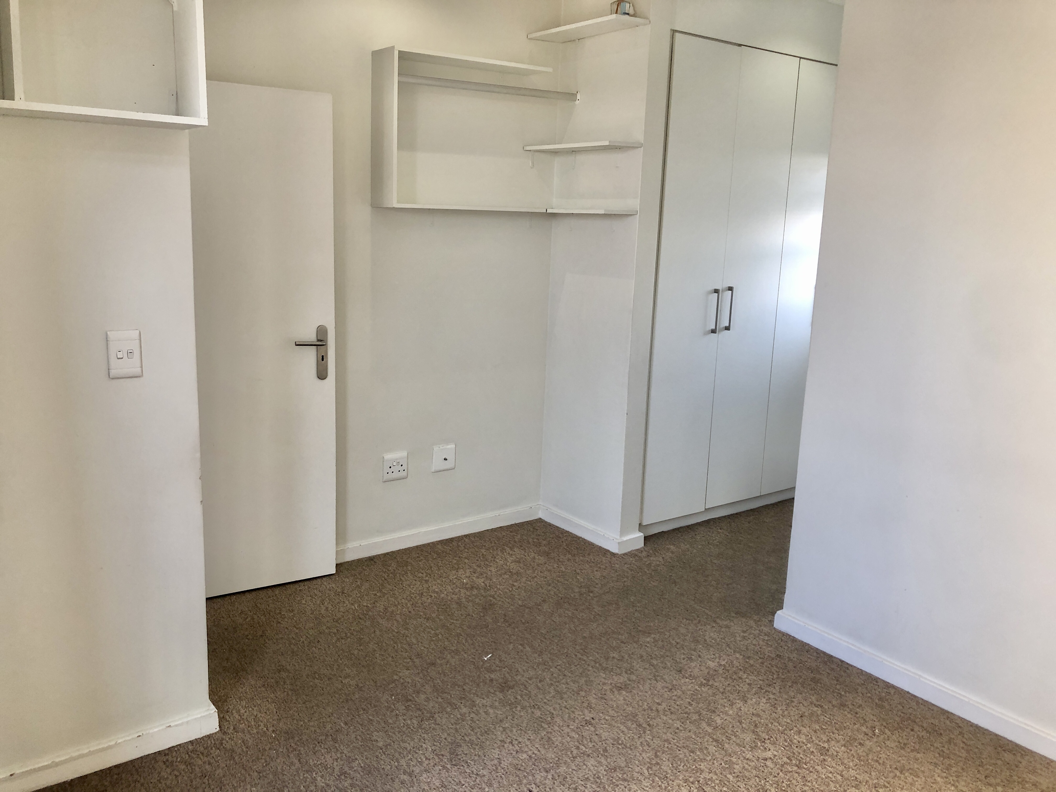 To Let 1 Bedroom Property for Rent in Craigavon Gauteng