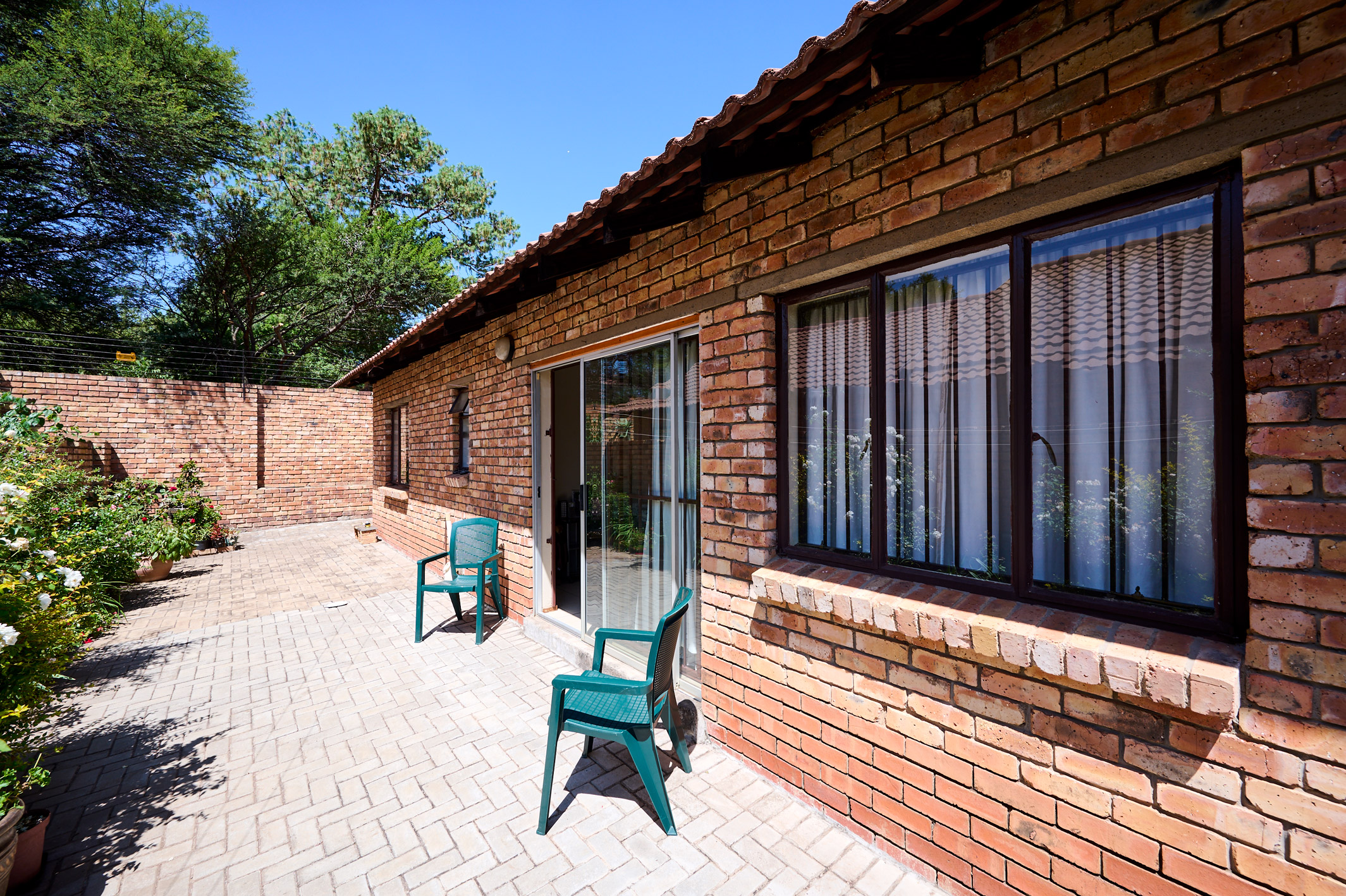 2 Bedroom Property for Sale in Halfway Gardens Gauteng