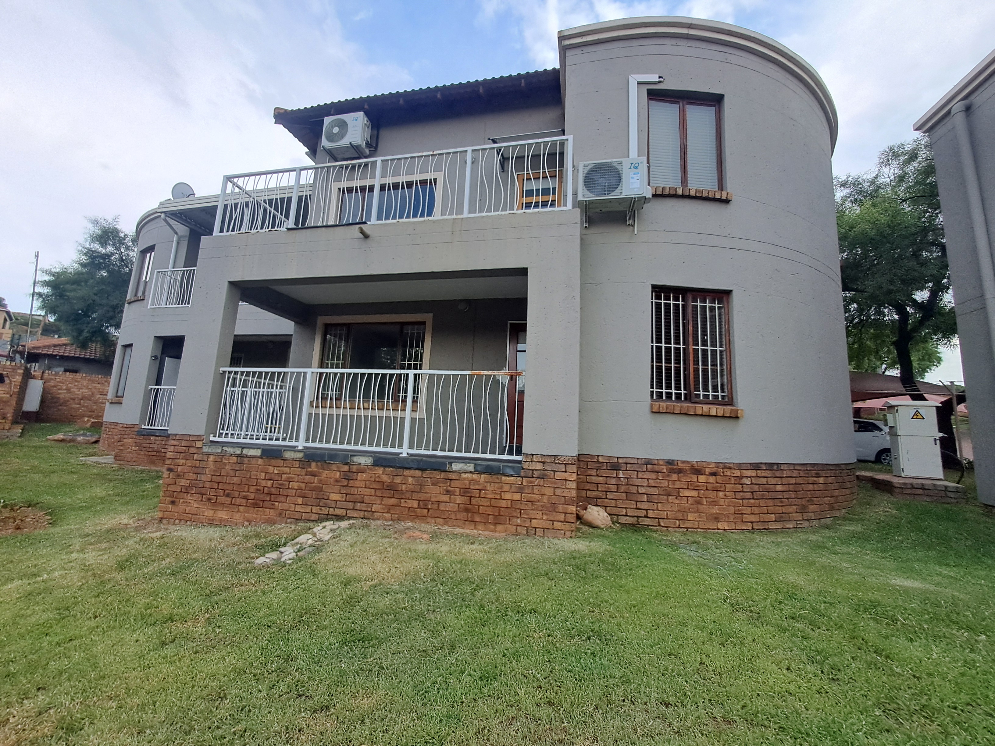 2 Bedroom Property for Sale in Winchester Hills Gauteng