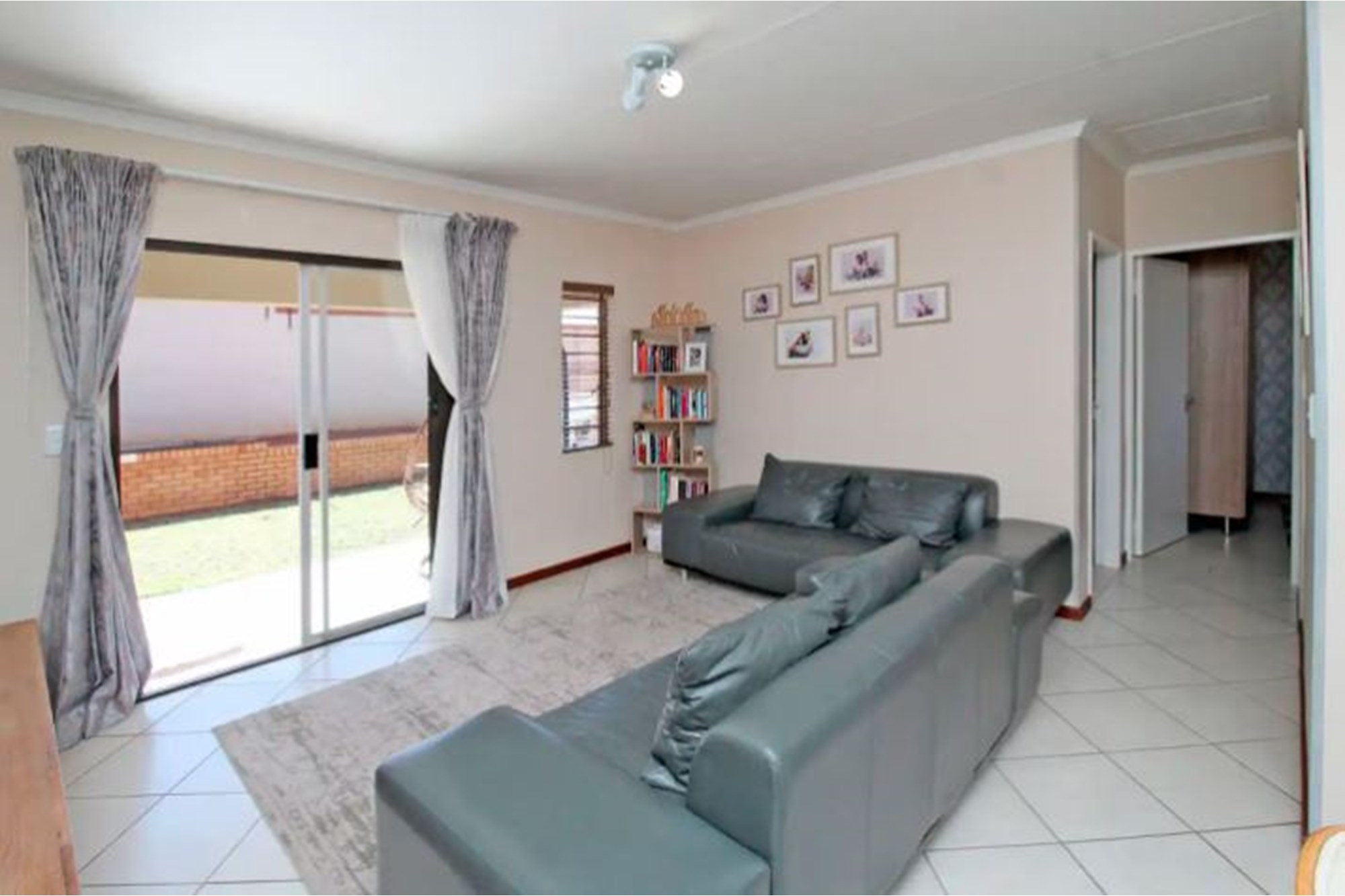 3 Bedroom Property for Sale in Noordwyk Gauteng