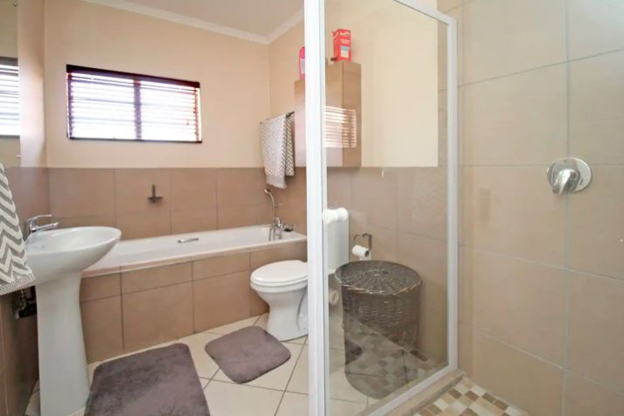 3 Bedroom Property for Sale in Noordwyk Gauteng