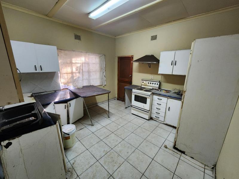 3 Bedroom Property for Sale in Mountain View Gauteng