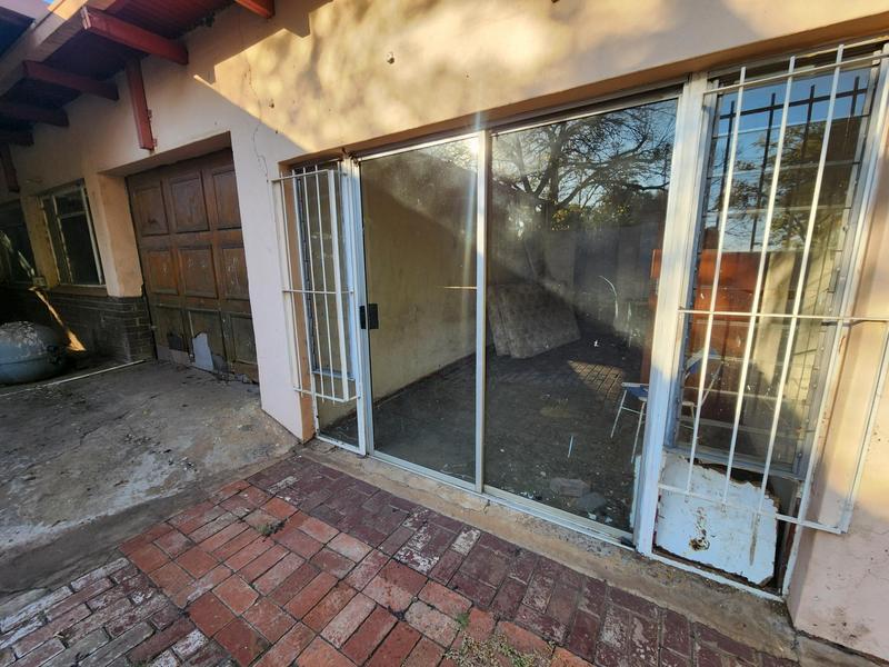 3 Bedroom Property for Sale in Mountain View Gauteng