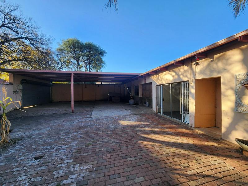 3 Bedroom Property for Sale in Mountain View Gauteng